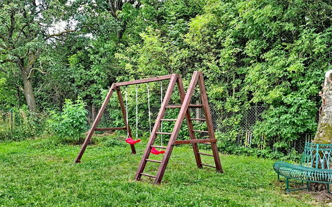 Klaffer am Hochficht 1: Gras, Hout, Speeltoestel, Tuin, Gazon, Schommel, Speelplaats, Ladder, Dia Van De Speelplaats, Backyard