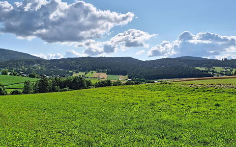 Klaffer am Hochficht 1: Blauw, Lucht, Groen, Gras, Bergachtig Landvormen, Natuurlijke Omgeving, Grasland, Heuvel, Veld, Natuurlijk Landschap