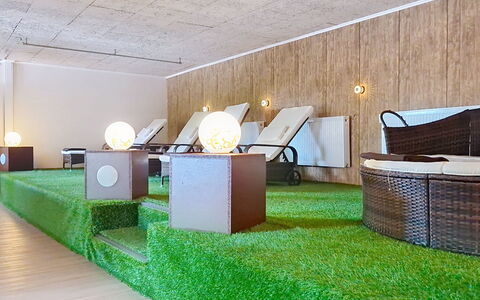 Klaffer am Hochficht 1: Flooring, Verdieping, Interieur Ontwerp, Plafond, Ontwerp, Lichte Inrichting, Hardwood, Woonkamer, Kunstgras