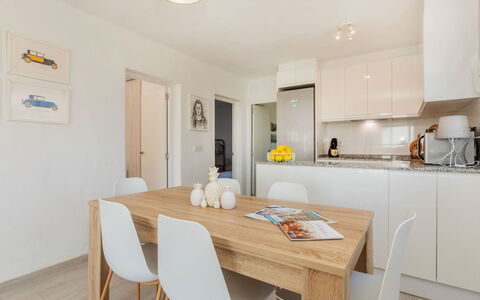 Alondras: Blauw, Balkon, Leuning, Appartement, Hek, Zee, Toevlucht, Condominium, Zwembad, Hotel
