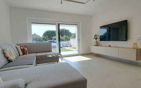 Duplex: Blauw, Balkon, Leuning, Appartement, Hek, Zee, Toevlucht, Condominium, Zwembad, Hotel