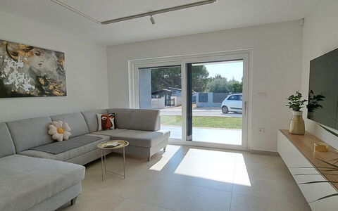 Duplex: Blauw, Balkon, Leuning, Appartement, Hek, Zee, Toevlucht, Condominium, Zwembad, Hotel