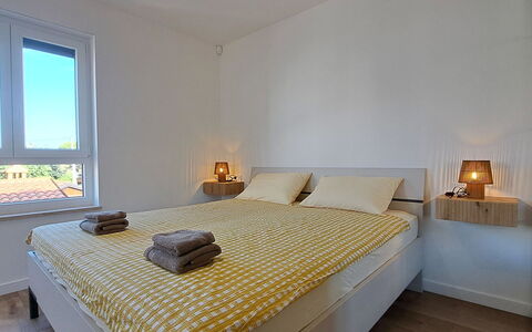 Duplex: Blauw, Balkon, Leuning, Appartement, Hek, Zee, Toevlucht, Condominium, Zwembad, Hotel