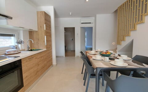 Duplex: Blauw, Balkon, Leuning, Appartement, Hek, Zee, Toevlucht, Condominium, Zwembad, Hotel