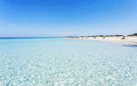 Domus de Mar: Blauw, Water, Zwemwater, Horizon, Zee, Strand, Kust En Oceanic Landvormen, Kust, Oceaan, Kust