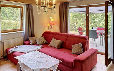 Janike: Meubilair, Interieur Ontwerp, Bankstel, Flooring, Verdieping, Kamer, Hout, Woonkamer, Plafond, Tafel