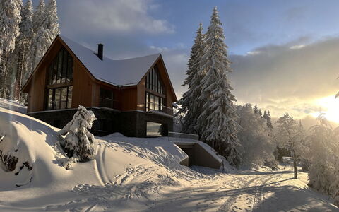 Rebelka: Boom, Huis, Huis, Winter, Verblijf, Sneeuw, Dak, Freezing, Lariks, Helling