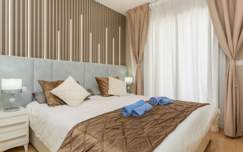 Sol Y Mar i: Meubilair, Interieur Ontwerp, Flooring, Verdieping, Bed, Muur, Slaapkamer, Hout, Kamer, Plafond