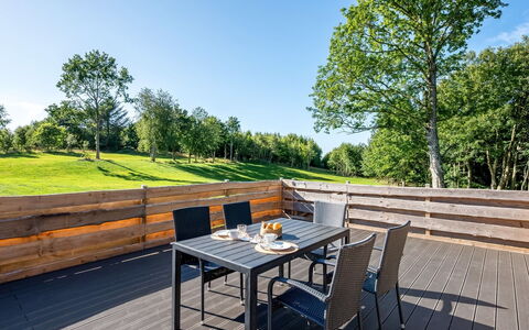 Alkmar - 6.5Km from the Sea: Hout, Buitenmeubels, Houten Vloer, Hardwood, Plank, Dek, Buitentafel, Beits, Tuin, Schaduw