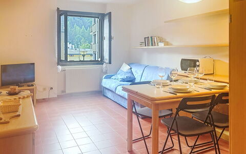 Ai Pascoli: Interieur Ontwerp, Meubilair, Kamer, Plafond, Appartement, Verdieping, Flooring, Huis, Woonkamer, Bankstel