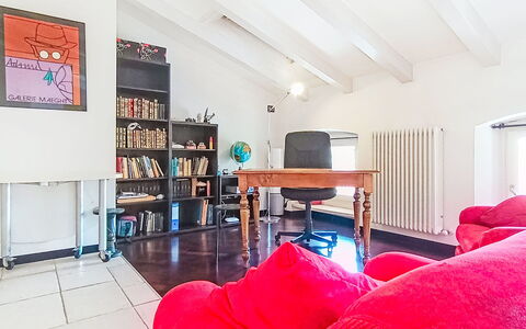 Le Falesie: Meubilair, Interieur Ontwerp, Flooring, Muur, Verdieping, Plafond, Kamer, Bankstel, Woonkamer, Verlichting