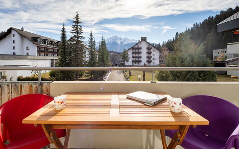 Val Signina 5-2: Meubilair, Appartement, Stoel, Balkon, Condominium, Toevlucht, Keuken En Eettafel, Koffietafel, Eco Hotel, Beits