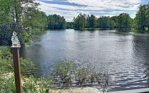 Villa Fröseke: Water, Watervoorraden, Boom, Zwemwater, Natuur, Natuurlijke Omgeving, Waterweg, Waterloop, Natuurlijk Landschap, Bank