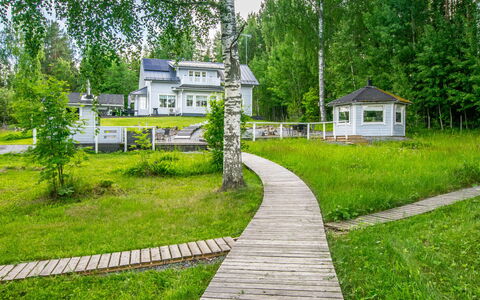 Koivuranta: Huis, Huis, Verblijf, Tuin, De Lente, Veranda, Landgoed, Landscaping, Gazon