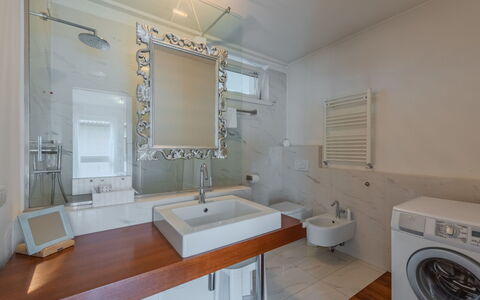 Caminito: Interieur Ontwerp, Flooring, Verdieping, Loodgieterswerkinrichting, Plafond, Kraan, Badkamer, Wastafel, Kamer, Loodgieter