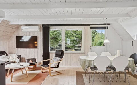 Ilsebeth - from the Sea: Flooring, Interieur Ontwerp, Hout, Plafond, Verdieping, Houten Vloer, Meubilair, Lichte Inrichting, Huis, Woonkamer