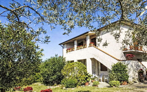 Il Mulinetto: Struik, Huis, Woongebied, Huis, Landgoed, Tuin, Verblijf, Landscaping, Hacienda, Werf