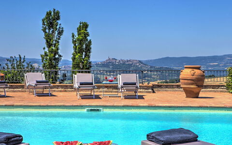 Casal del Salice 10: Blauw, Zwembad, Toevlucht, Eco Hotel, Hotel, Villa, Badplaats, Ligstoel, Buitenmeubels, Balkon