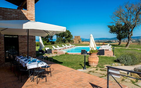 La Torre dei Fagiani 8+2: Lucht, Land Lot, Plain, Landgoed, Gazon, Hacienda, Landscaping, Herenhuis, Plantage, Villa