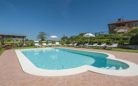 Poggio Vistabella 10: Zwembad, Toevlucht, Buitenmeubels, Tuin, Landgoed, Eco Hotel, Gazon, Landscaping, Villa, Hacienda