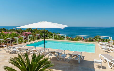 Tenuta Scialandre 10: Blauw, Zee, Kust En Oceanic Landvormen, Kust, Toevlucht, Oceaan, Buitenmeubels, Strand, Kust, Tropen
