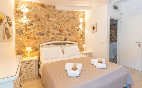 Tenuta Scialandre 10: Meubilair, Interieur Ontwerp, Slaapkamer, Verdieping, Plafond, Appartement, Kamer, Bed Frame, Bed, Bedding
