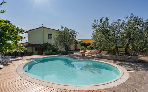 Buca delle Fate 8: Zwembad, Buitenmeubels, Toevlucht, Meubilair, Paraplu, Samengesteld Materiaal, Stoel, Eco Hotel, Schaduw, Hacienda
