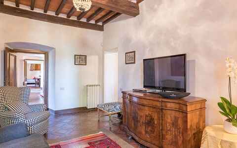 Villalta 18+2: Meubilair, Muur, Interieur Ontwerp, Flooring, Plafond, Verdieping, Kamer, Verlichting, Huis, Woonkamer