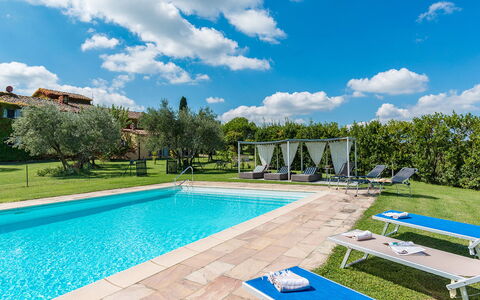 Casabianca 12: Blauw, Zwembad, Toevlucht, Eco Hotel, Buitenmeubels, Landgoed, Thermae, Tuin, Hacienda, Villa