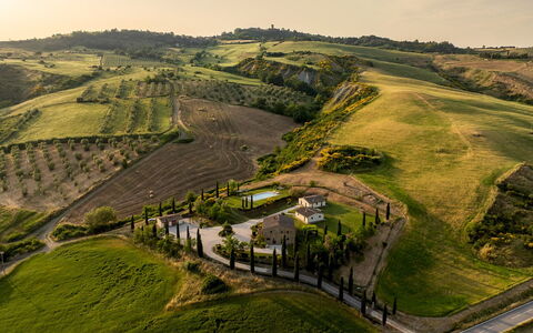 Podere Collelungo 14: Natuurlijk Landschap, Landschap, Grasland, Plain, Land Lot, Landelijk Gebied, Veld, Plantage, Pasture, Weide