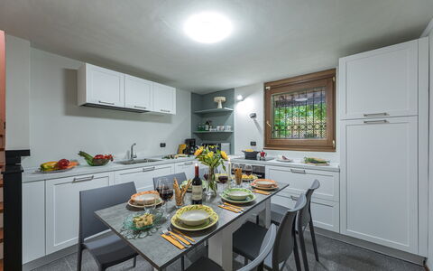 Villa Joy 6: Keuken, Toestel Van De Keuken, Countertop, Major Appliance, Interieur Ontwerp, Meubilair, Huishoudapparatuur, Fornuis, Huis, Plafond