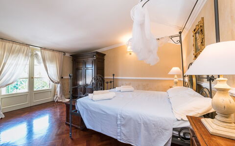 Fontespina 6: Meubilair, Interieur Ontwerp, Verdieping, Flooring, Plafond, Kamer, Bed, Stoel, Slaapkamer, Appartement