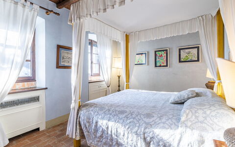 Il Roseto 10: Meubilair, Bed, Interieur Ontwerp, Slaapkamer, Bedding, Verdieping, Laken, Plafond, Flooring, Kamer