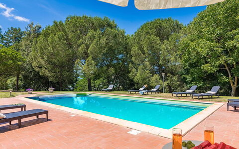 Poggio Medei 10: Blauw, Zwembad, Tuin, Toevlucht, Schaduw, Landgoed, Hacienda, Landscaping, Eco Hotel, Villa