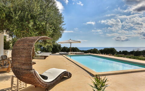 Villa Pajare Francesi 8+2: Blauw, Meubilair, Schaduw, Buitenmeubels, Toevlucht, Zee, Stoel, Tropen, Kust, Eco Hotel