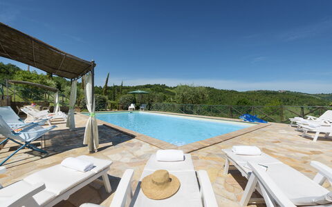 Val di Marco 12: Zwembad, Toevlucht, Eco Hotel, Buitenmeubels, Badplaats, Hotel, Waterpartij