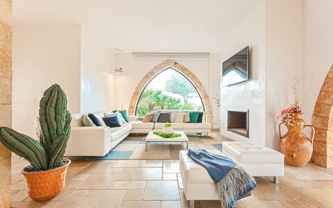 Villa Manco 12: Meubilair, Interieur Ontwerp, Flooring, Bankstel, Verdieping, Woonkamer, Plafond, Kamer, Stoel