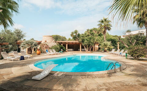 Villa Manco 12: Boom, Zwembad, Toevlucht, Buitenmeubels, Hacienda, Schaduw, Eco Hotel, Hotel, Landscaping