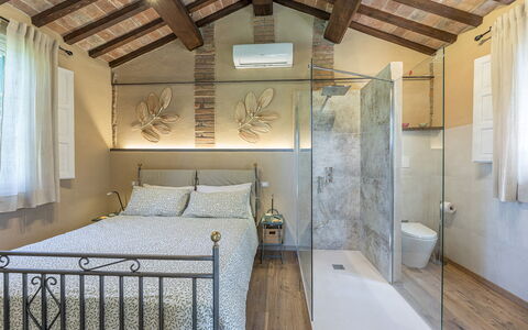 Casa Ciculino 8: Meubilair, Interieur Ontwerp, Verdieping, Bed, Flooring, Slaapkamer, Muur, Hout, Plafond, Huis