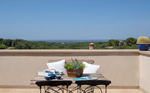 Casa del Vento 10: Meubilair, Buitenmeubels, Stoel, Schaduw, Buitentafel, Balkon, Eco Hotel, Bloempot, Toevlucht, Beits