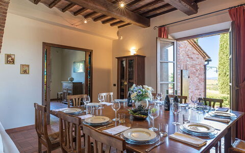 Il Fitto 10: Meubilair, Muur, Keuken En Eettafel, Stoel, Tafel, Eetkamer, Flooring, Huis, Interieur Ontwerp, Kamer