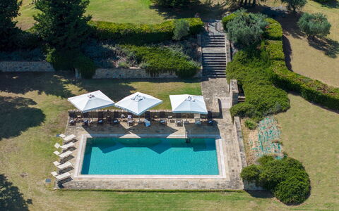 Villa Panorama 14: Zwembad, Tuin, Toevlucht, Landgoed, Landscaping, Eco Hotel, Hacienda, Waterpartij, Gazon, Villa