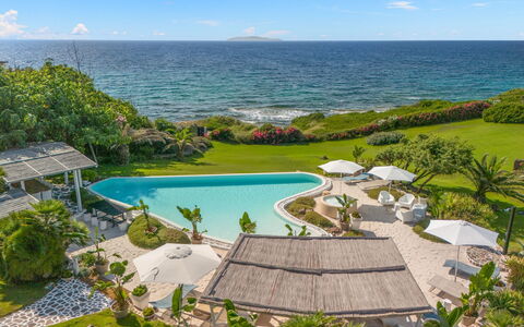 Villa Ambra 10: Toevlucht, Zwembad, Kust, Kust En Oceanic Landvormen, Wolk, Zee, Eco Hotel, Oceaan, Tropen, Kust