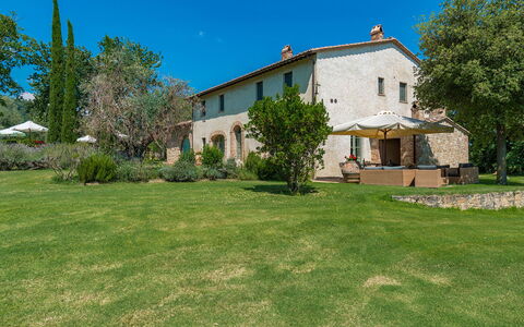 San Francesco 12: Gras, Landschap, Land Lot, Plain, Landgoed, Weide, Boerderij, Pasture, Hacienda, Landscaping