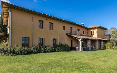 Villa Il Foramasso 10+2: Gras, Huis, Huis, Plain, Landschap, Land Lot, Woongebied, Struik, Landgoed
