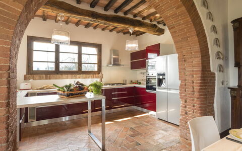 Bossoncina 8+1: Meubilair, Interieur Ontwerp, Flooring, Muur, Keuken, Hout, Plafond, Verdieping, Stoel, Kamer