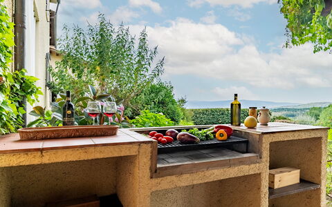 Casale le Conce 6: Tuin, Beits, Ontwerp, Schoorsteen, Kamerplant, Keuken, Countertop, Backyard, Fornuis, Tegel