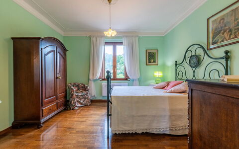 Casale le Conce 6: Meubilair, Interieur Ontwerp, Bed, Slaapkamer, Hout, Flooring, Plafond, Verdieping, Kamer, Bedding