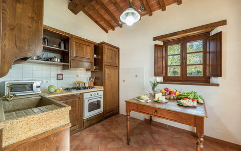 Casale Cinque Valli 8: Meubilair, Interieur Ontwerp, Flooring, Cabinetry, Huis, Plafond, Verdieping, Keuken, Countertop, Kamer