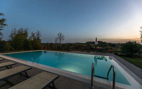 Casale Cinque Valli 8: Zwembad, Toevlucht, Buitenmeubels, Schemer, Eco Hotel, Waterpartij, Badplaats, Landscaping, Thermae, Reflecting Pool